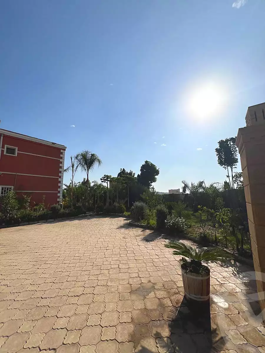 https://aqarmap.com.eg/ar/listing/6692964-for-sale-cairo-el-sheikh-zayed-city-alex-cairo-desert-road-mdyn-sfnks-ljdyd-stella-di-mare-farms