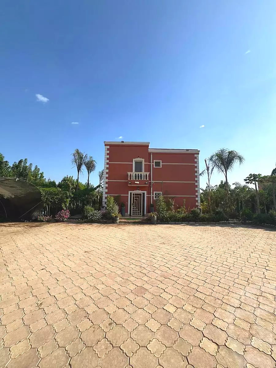 https://aqarmap.com.eg/ar/listing/6692964-for-sale-cairo-el-sheikh-zayed-city-alex-cairo-desert-road-mdyn-sfnks-ljdyd-stella-di-mare-farms