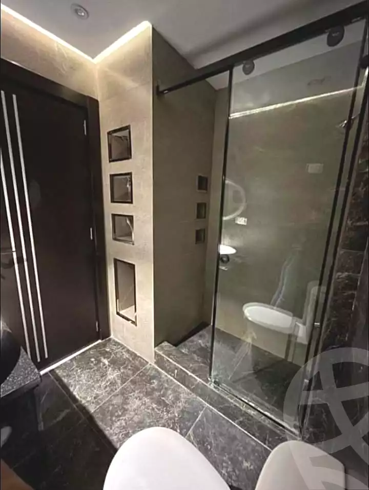 https://aqarmap.com.eg/ar/listing/6692986-for-rent-cairo-el-sheikh-zayed-city-compounds-el-khamayel