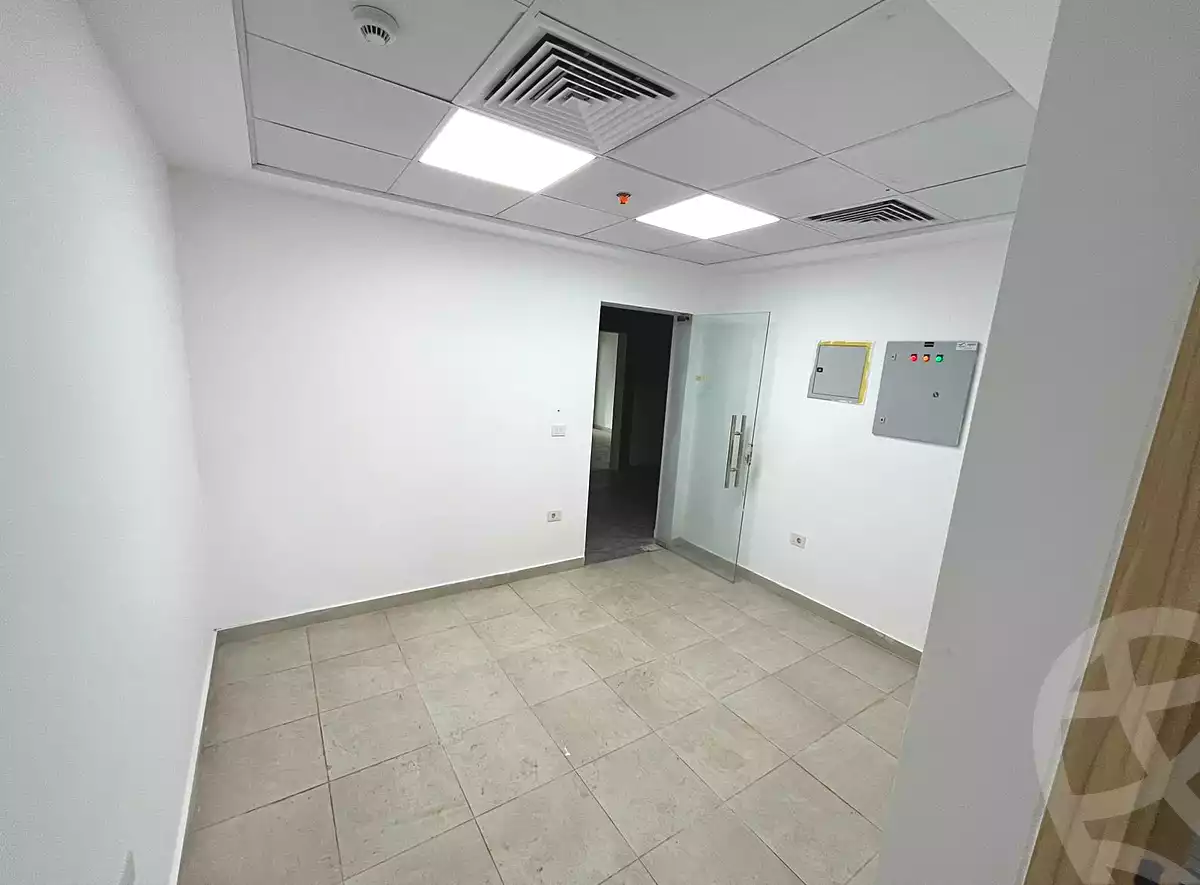 https://aqarmap.com.eg/ar/listing/6693049-for-rent-cairo-el-sheikh-zayed-city-compounds-sntrw-zyd-mwl