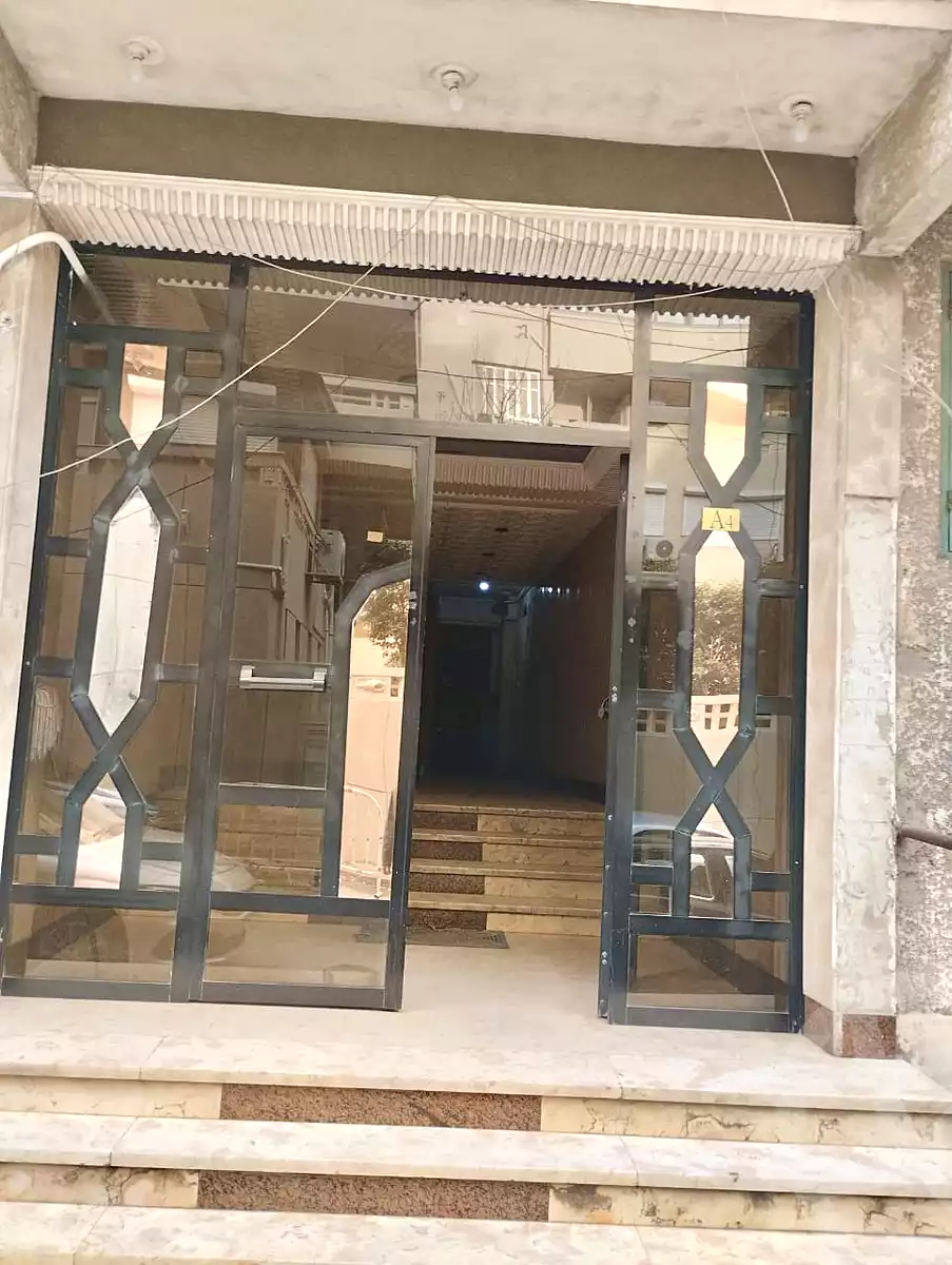 https://aqarmap.com.eg/en/listing/6693148-for-rent-alexandria-stanley-abd-el-aziz-fahmy-st