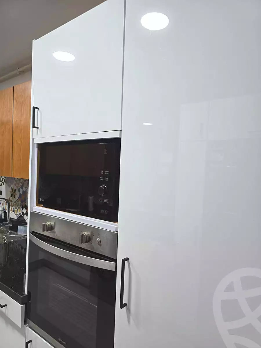 https://aqarmap.com.eg/ar/listing/6693394-for-rent-cairo-6th-of-october-compounds-october-plaza