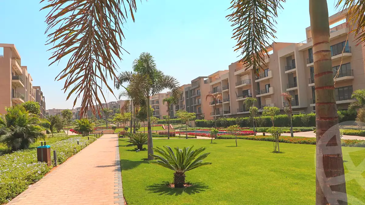 https://aqarmap.com.eg/ar/listing/6693465-for-sale-cairo-new-cairo-compounds-fifth-square