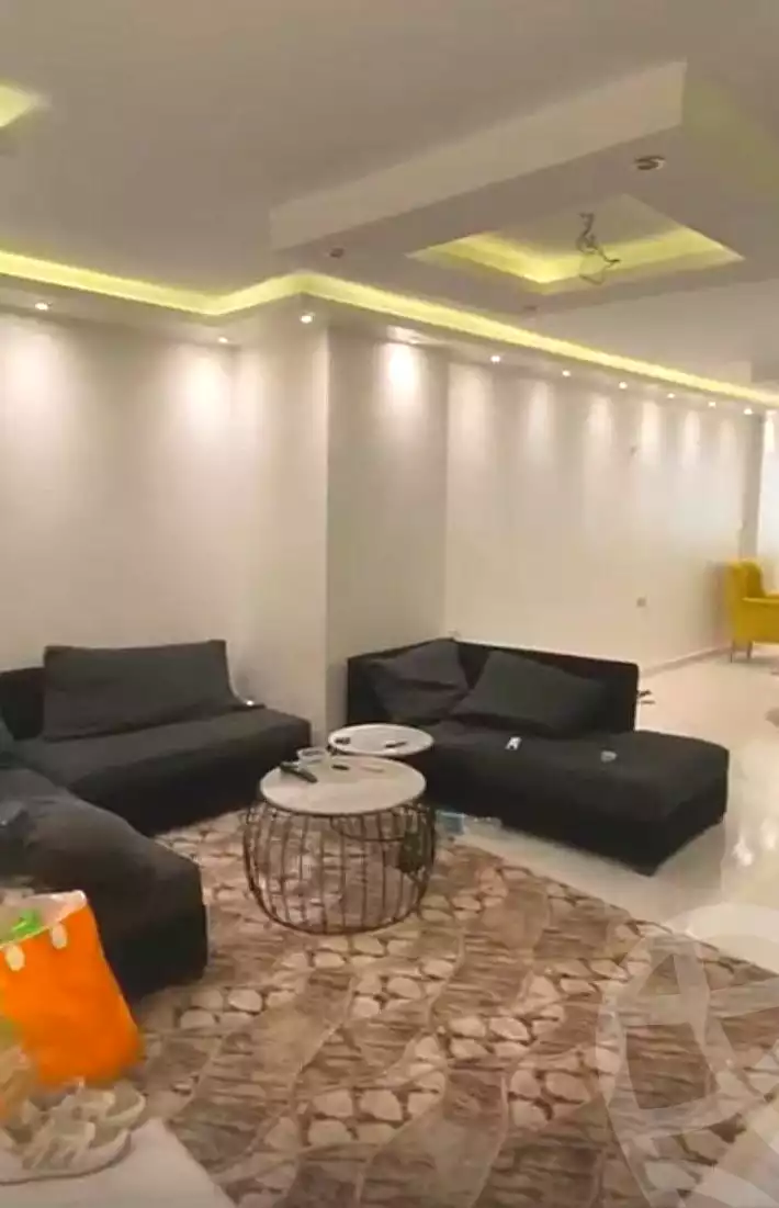 https://aqarmap.com.eg/ar/listing/6693830-for-rent-cairo-el-sheikh-zayed-city-small-investor
