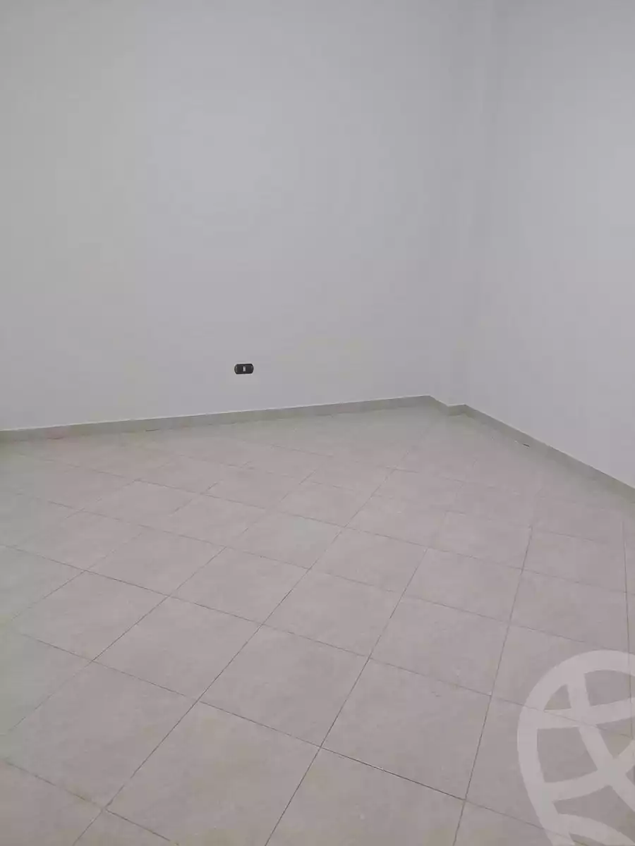 https://aqarmap.com.eg/ar/listing/6694026-for-rent-cairo-new-cairo-first-settlement-neighbourhood-10-el-shaheed-abdul-fattah-ahmed-st