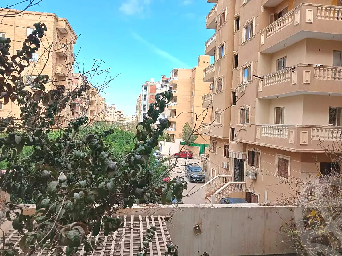 https://aqarmap.com.eg/ar/listing/6694072-for-sale-cairo-6th-of-october-el-ahyaa-neighborhood-4th-neighborhood-3
