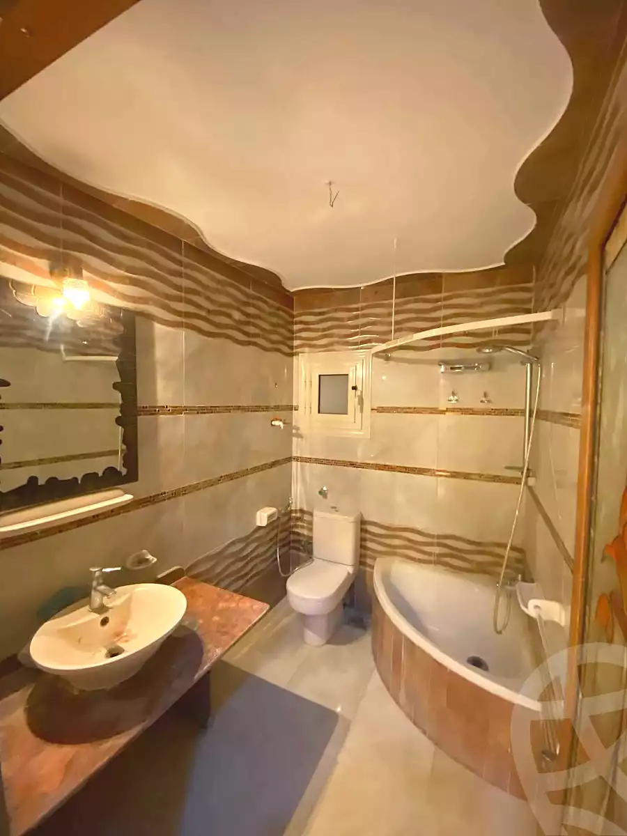 https://aqarmap.com.eg/en/listing/6694112-for-sale-alexandria-l-jmy-lbytsh-bianchiii-el-arbaeen-st