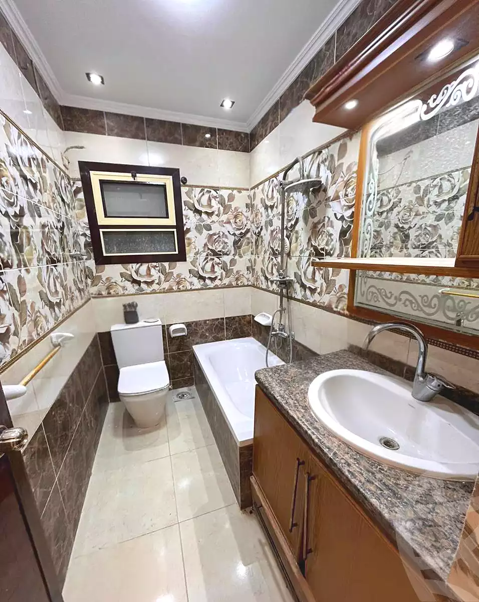 https://aqarmap.com.eg/ar/listing/6694138-for-sale-alexandria-l-jmy-lbytsh-el-reyad-st