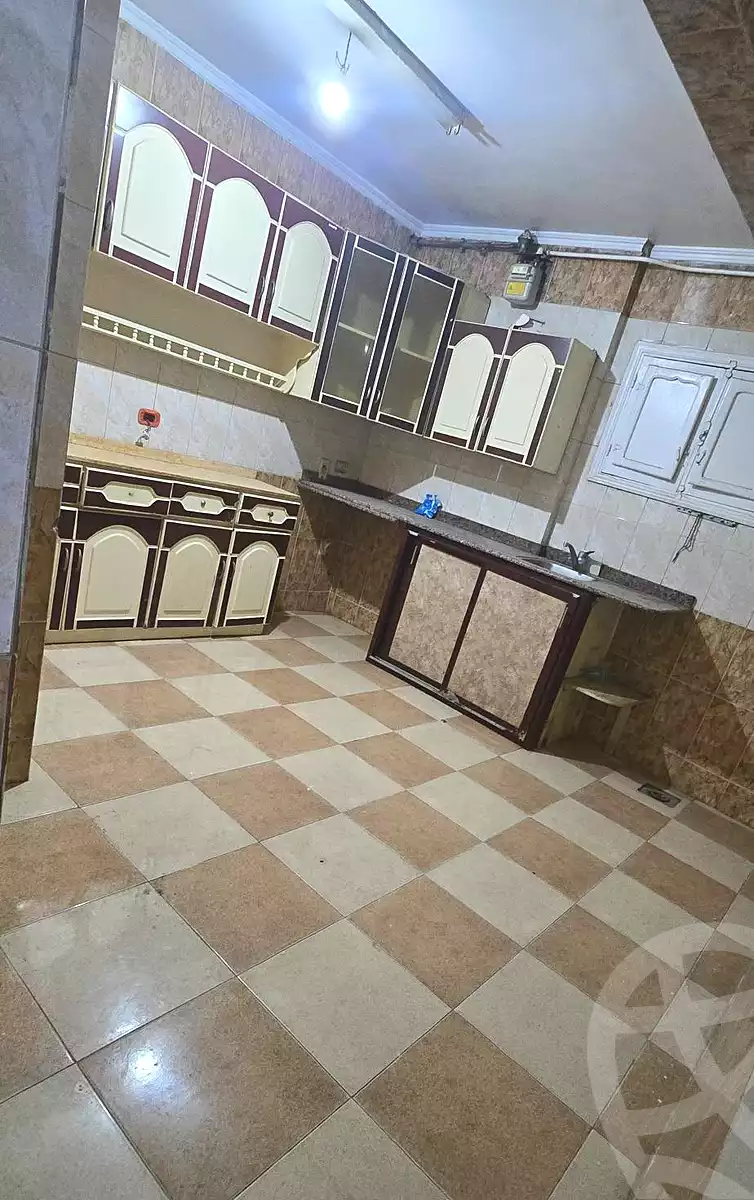 https://aqarmap.com.eg/ar/listing/6694153-for-rent-cairo-helwan-helwan-el-sharkeya-heidar-st