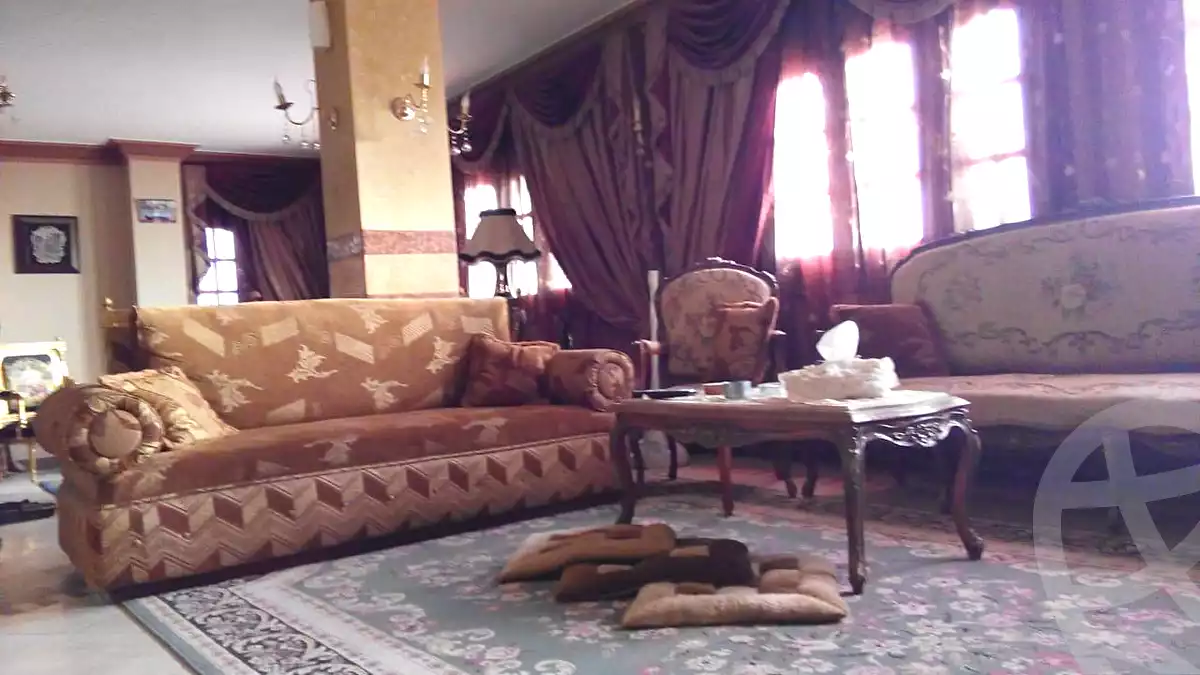 https://aqarmap.com.eg/ar/listing/6694061-for-sale-cairo-6th-of-october-el-ahyaa-neighborhood-5th-street-2