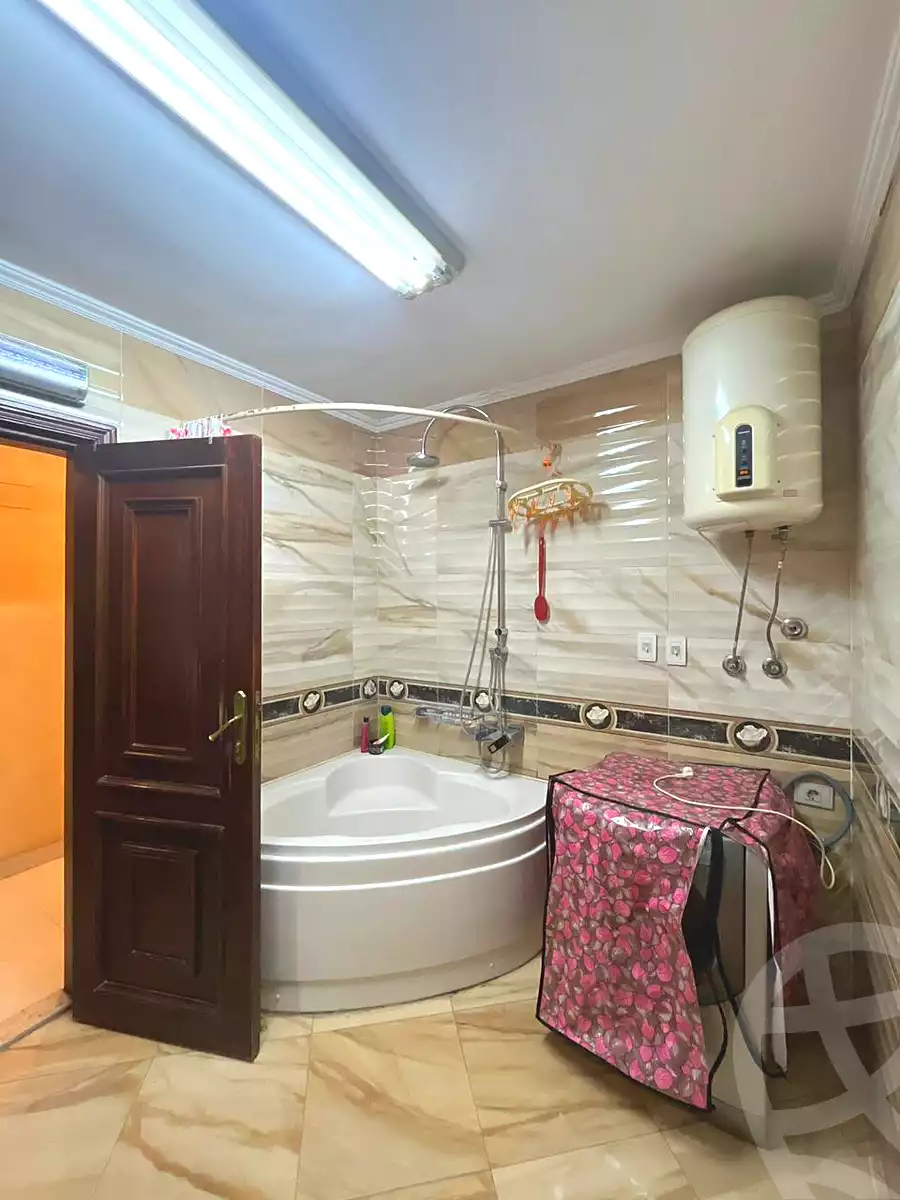 https://aqarmap.com.eg/en/listing/6694325-for-sale-cairo-hadayek-el-koba-wali-al-ahd-st