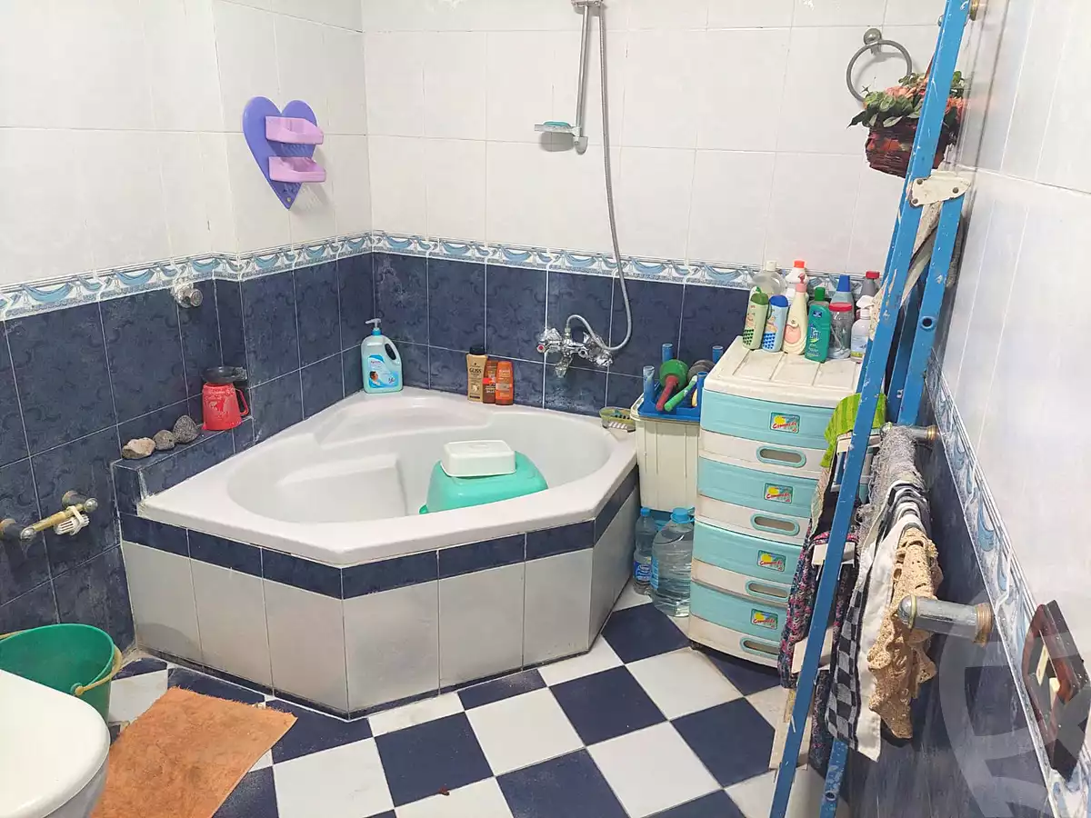 https://aqarmap.com.eg/en/listing/6695226-for-sale-alexandria-ganaklis-shr-mrtdy-bsh