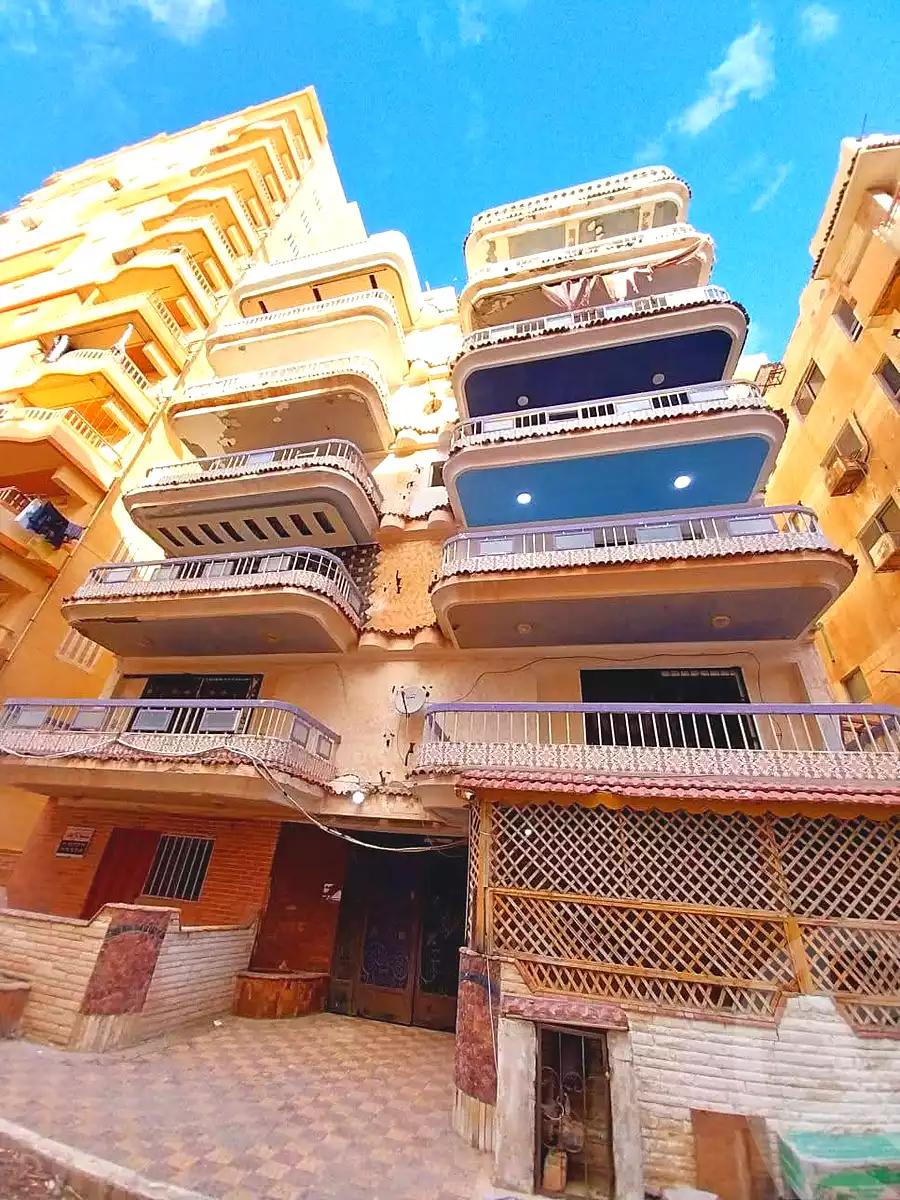 https://aqarmap.com.eg/en/listing/6695325-for-sale-alexandria-l-jmy-el-kilo-21