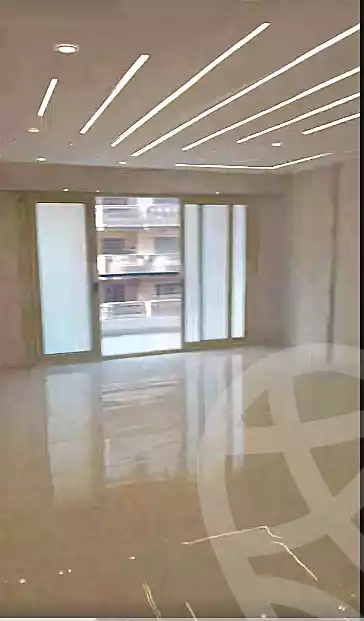 https://aqarmap.com.eg/ar/listing/6696121-for-sale-alexandria-miami-shr-jml-bd-lnsr