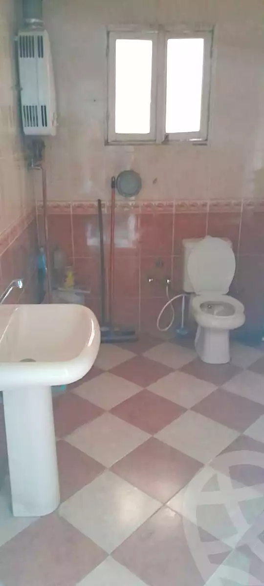 https://aqarmap.com.eg/en/listing/6697284-for-sale-cairo-helwan-helwan-el-sharkeya-heidar-st