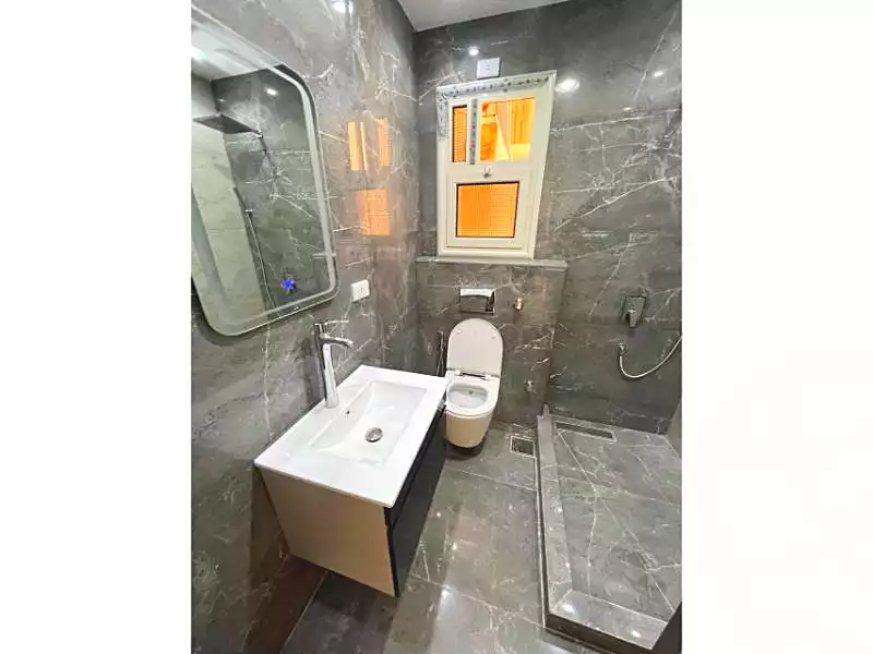 https://aqarmap.com.eg/ar/listing/6697749-for-sale-cairo-new-cairo-madinaty-first-zone-buildings-12th-st.
