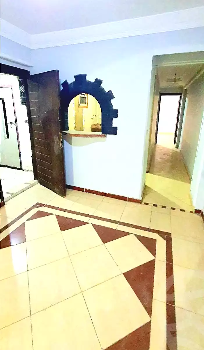 https://aqarmap.com.eg/ar/listing/6700172-for-sale-alexandria-lsywf-el-falki