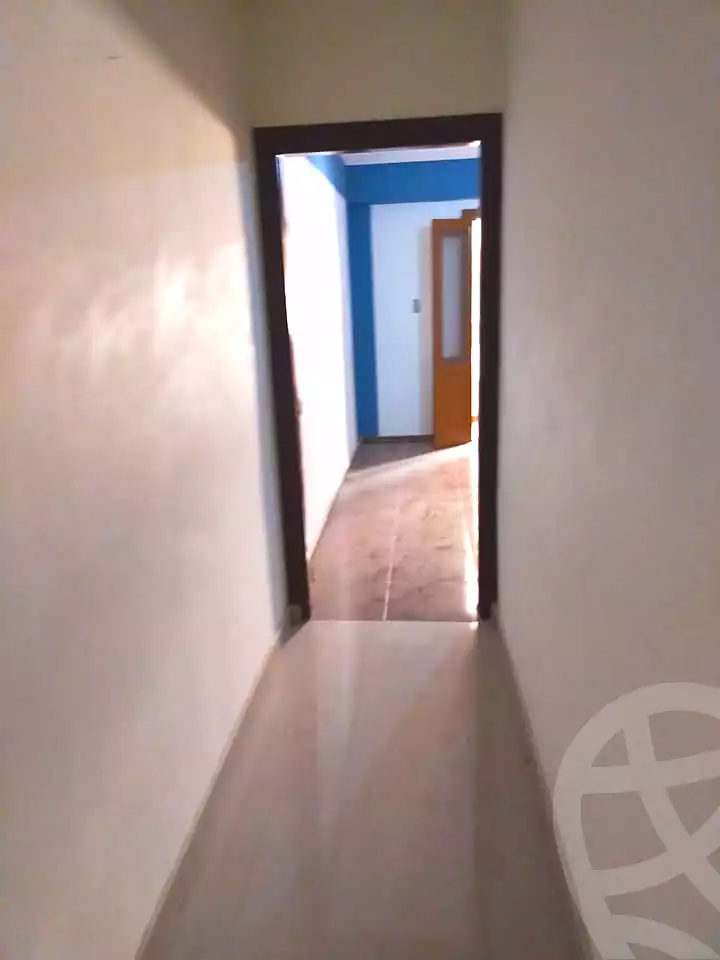 https://aqarmap.com.eg/ar/listing/6700185-for-sale-alexandria-ganaklis-shr-mrtdy-bsh