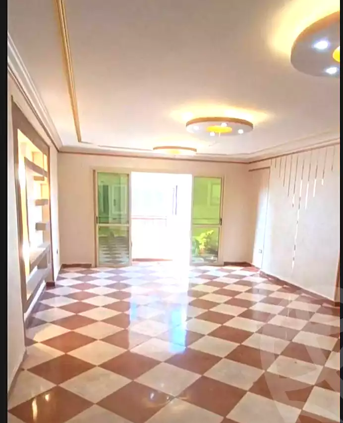 https://aqarmap.com.eg/en/listing/6700372-for-sale-cairo-el-haram-shareaa-el-haram