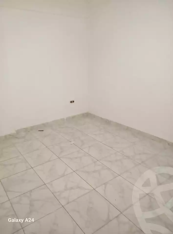 https://aqarmap.com.eg/ar/listing/6700414-for-sale-alexandria-el-asafra-l-sfr-bhry
