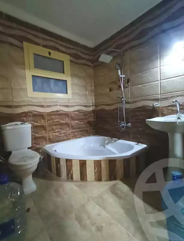 https://aqarmap.com.eg/en/listing/6701022-for-sale-alexandria-l-jmy-lbytsh-bianchiii-el-arbaeen-st