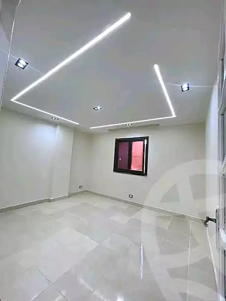 https://aqarmap.com.eg/ar/listing/6701047-for-sale-alexandria-l-jmy-lbytsh-ibrahim-othman-st