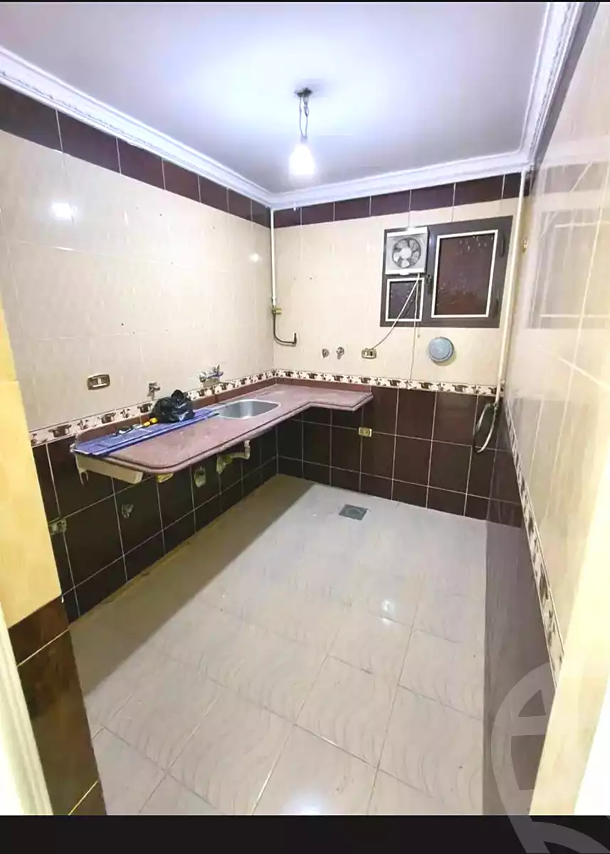 https://aqarmap.com.eg/en/listing/6701023-for-sale-alexandria-lsywf-el-falki