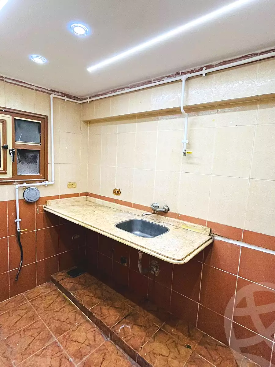 https://aqarmap.com.eg/ar/listing/6701219-for-sale-alexandria-lsywf-el-falki-street-16-el-eslah