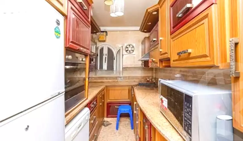 https://aqarmap.com.eg/ar/listing/6701238-for-sale-alexandria-ganaklis-shr-mrtdy-bsh