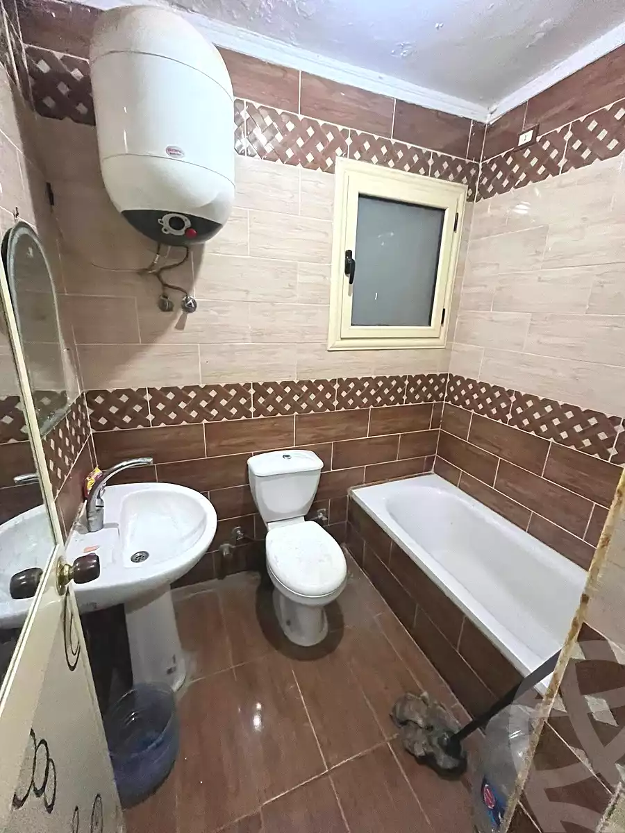 https://aqarmap.com.eg/en/listing/6701318-for-rent-cairo-ain-shams-jsr-lswys