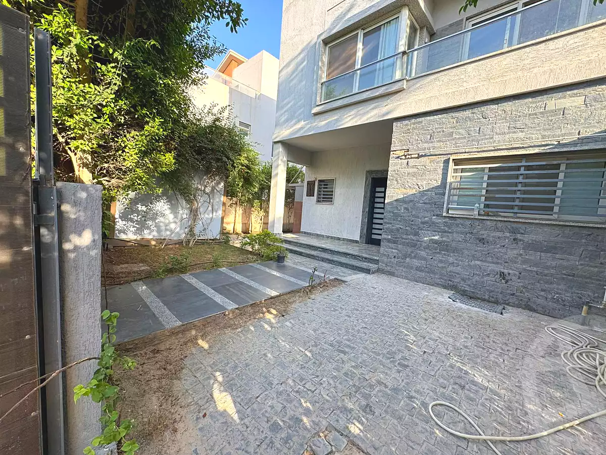 https://aqarmap.com.eg/en/listing/6701844-for-sale-cairo-el-sheikh-zayed-city-compounds-zayed-dunes