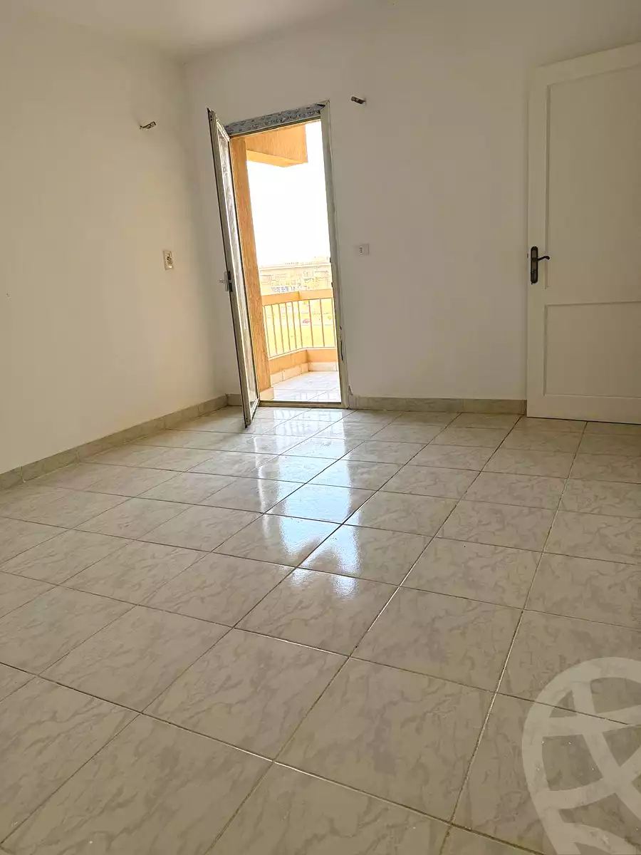 https://aqarmap.com.eg/en/listing/6702641-for-sale-cairo-6th-of-october-hadaeq-october-kmbwnd-fy-hdyq-ktwbr-ashgar-city