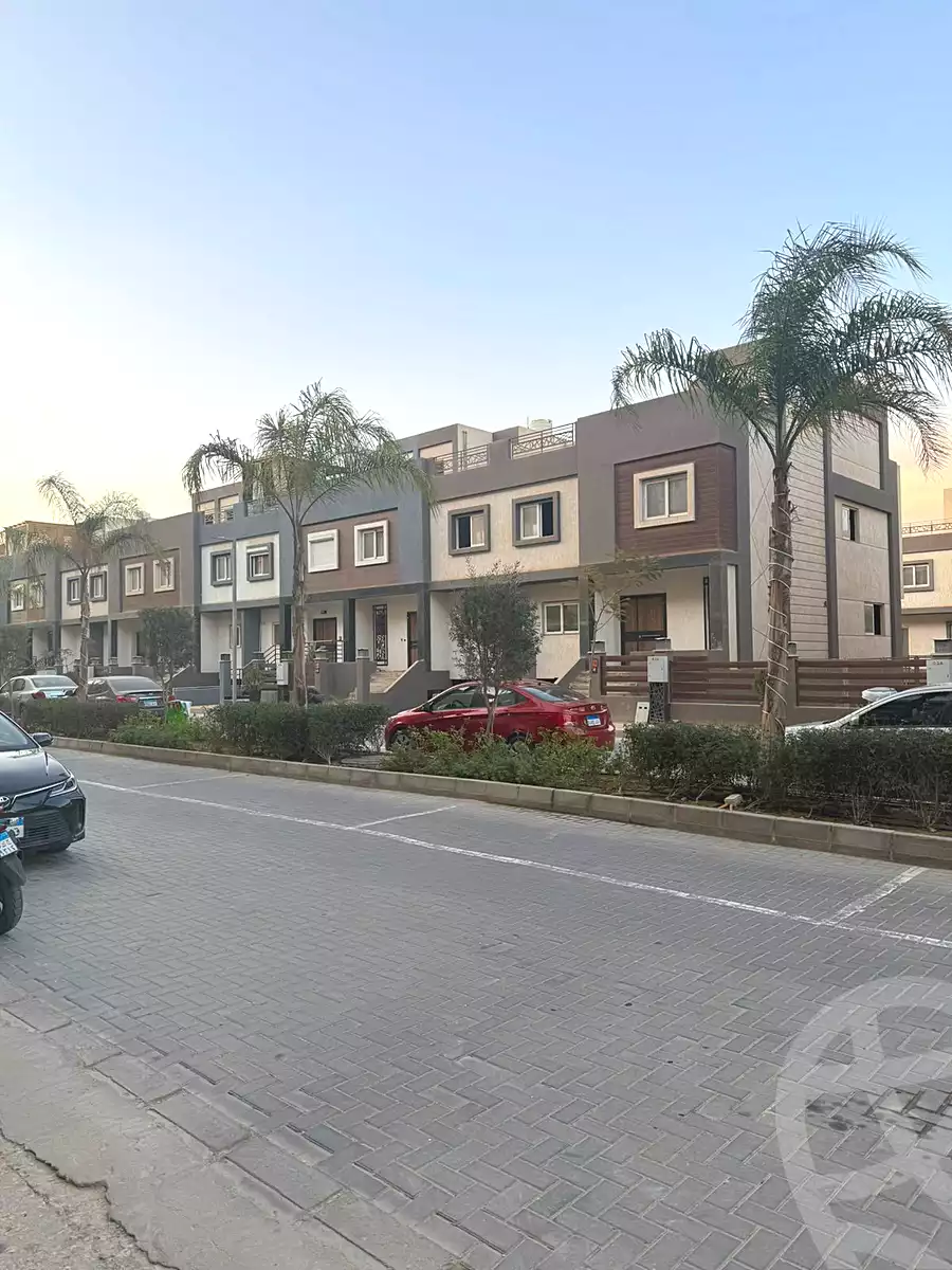 https://aqarmap.com.eg/ar/listing/6702658-for-sale-cairo-6th-of-october-hadaeq-october-kmbwnd-fy-hdyq-ktwbr-rock-eden-compound