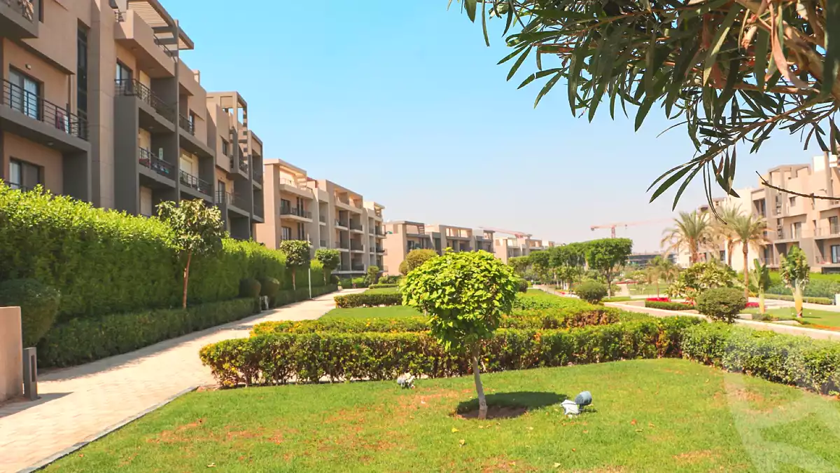 https://aqarmap.com.eg/en/listing/6702783-for-sale-cairo-new-cairo-compounds-fifth-square