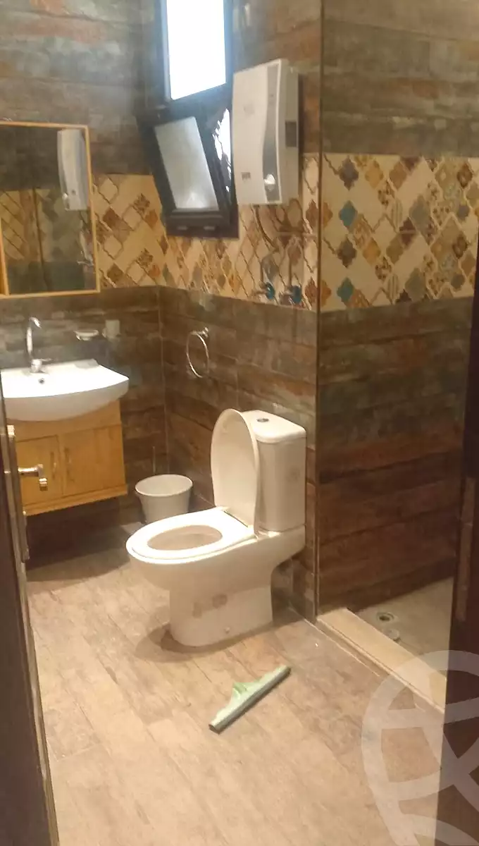 https://aqarmap.com.eg/ar/listing/6702899-for-rent-cairo-el-sheikh-zayed-city-compounds-beverly-hills