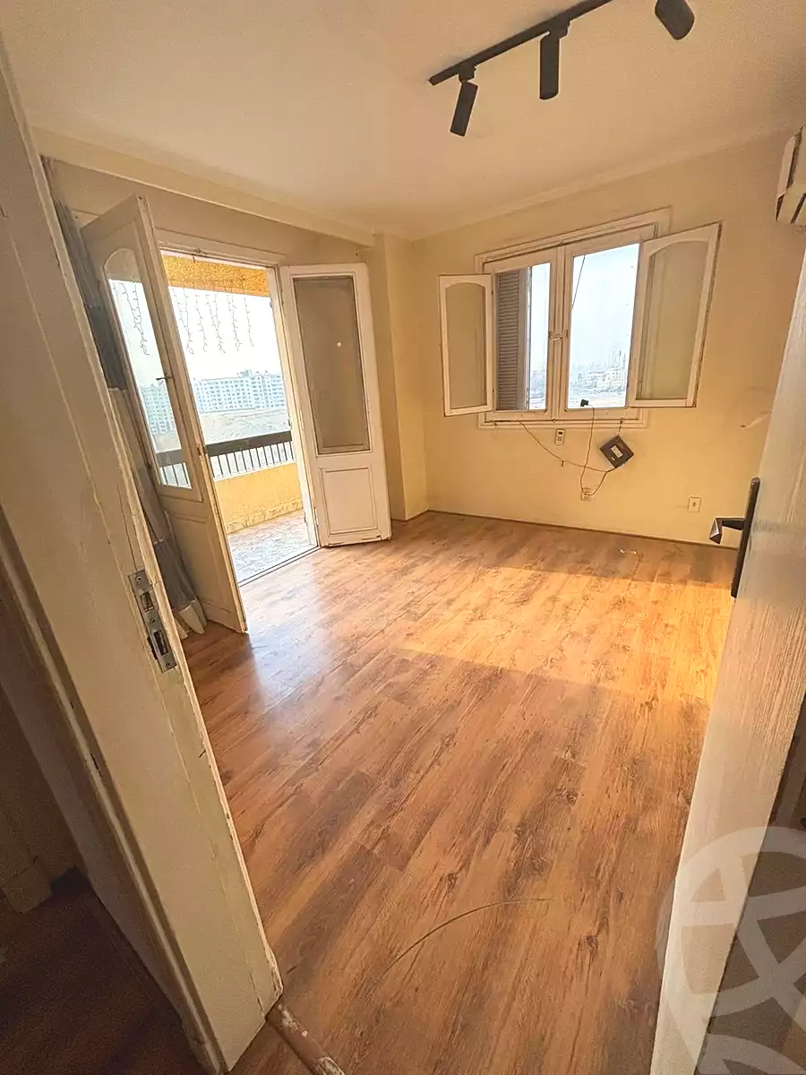 https://aqarmap.com.eg/ar/listing/6703053-for-sale-cairo-el-maadi-zahraa-el-maadi-sixth-neighborhood