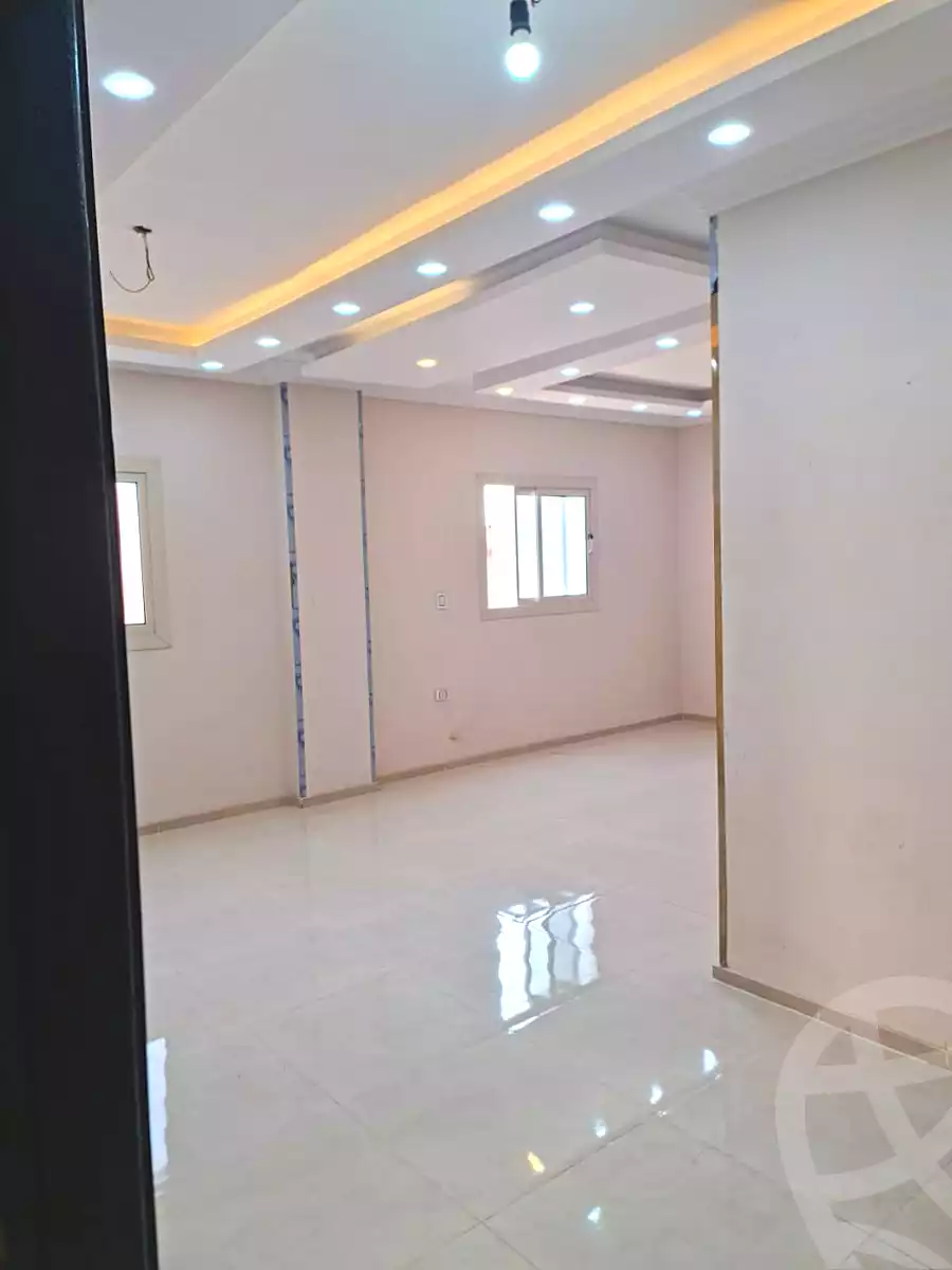 https://aqarmap.com.eg/ar/listing/6703463-for-sale-cairo-6th-of-october-el-ahyaa-neighborhood-3rd-al-hay-al-thalith-st