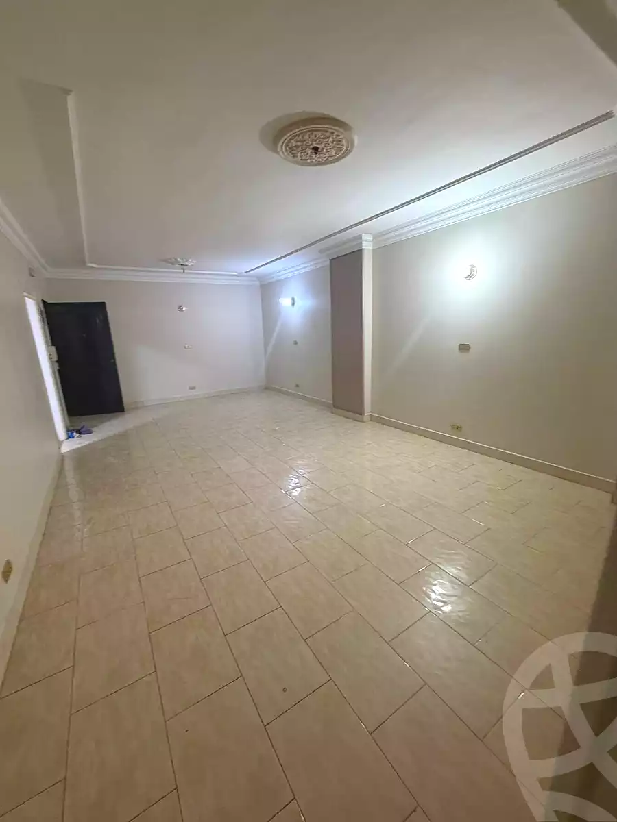 https://aqarmap.com.eg/ar/listing/6703638-for-rent-cairo-helwan-helwan-el-sharkeya-el-maraghi-st
