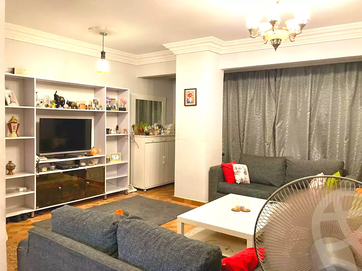 https://aqarmap.com.eg/ar/listing/6703867-for-sale-cairo-ain-shams-ain-shams-el-sharkia-el-eshrein-stt