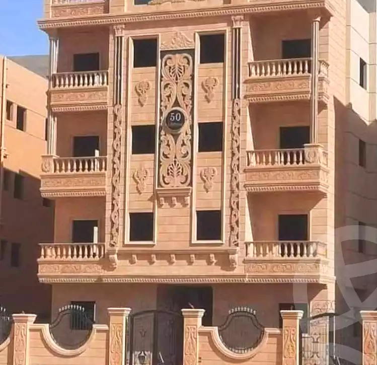 https://aqarmap.com.eg/ar/listing/6703888-for-sale-cairo-badr-city-hai-el-ashgar-featured-neighborhood