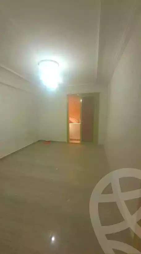 https://aqarmap.com.eg/ar/listing/6704038-for-sale-alexandria-el-asafra-salman-el-farsi-st