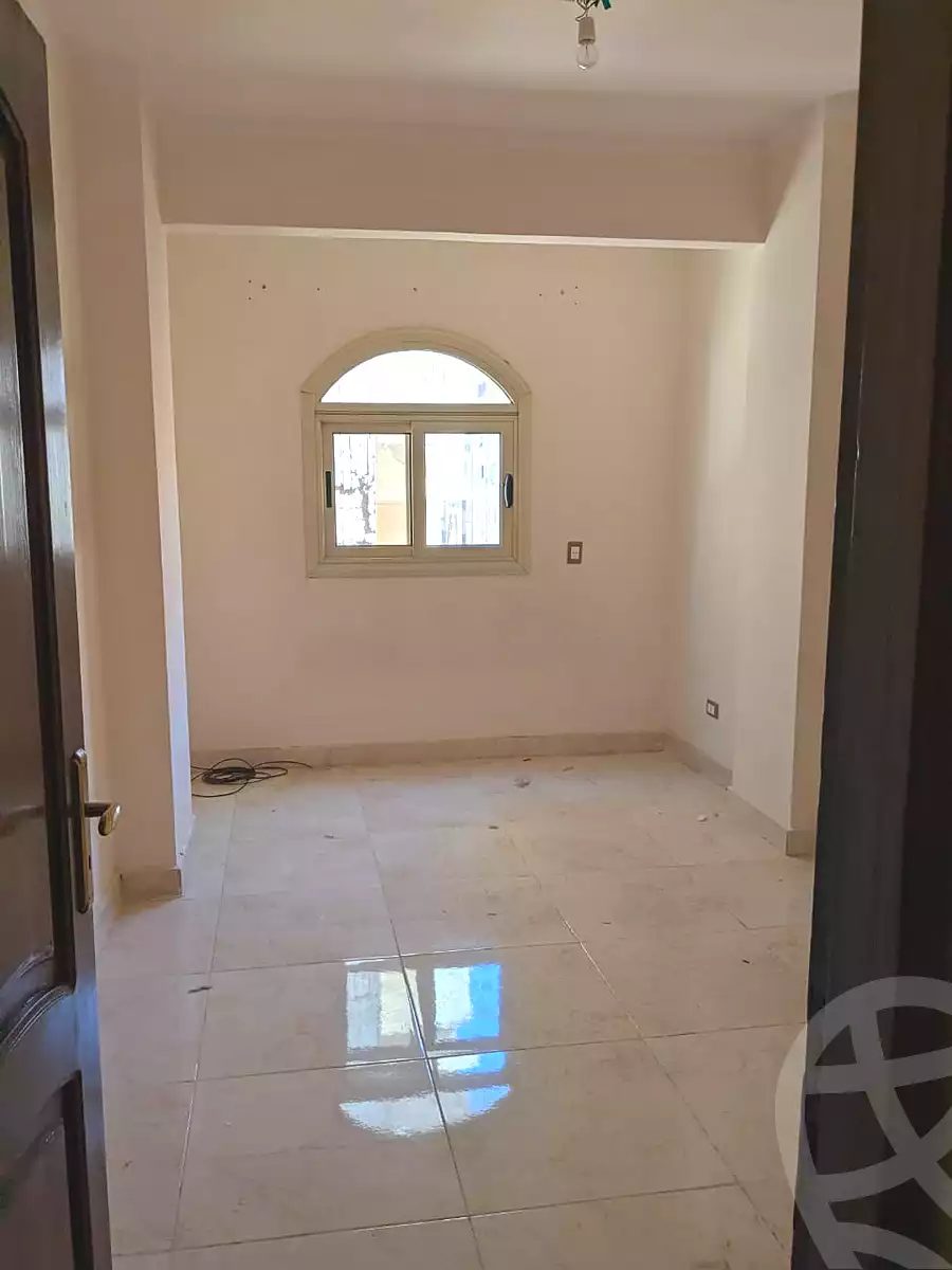 https://aqarmap.com.eg/ar/listing/6704291-for-rent-cairo-6th-of-october-el-ahyaa-neighborhood-2nd-divided-from-al-kafrawei-st