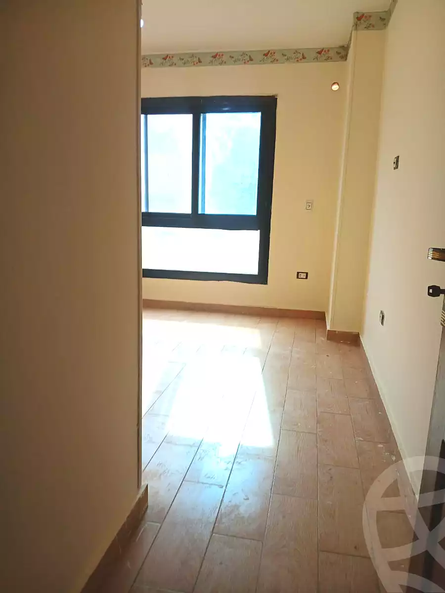 https://aqarmap.com.eg/ar/listing/6704459-for-rent-cairo-el-maadi-compounds-grand-gate