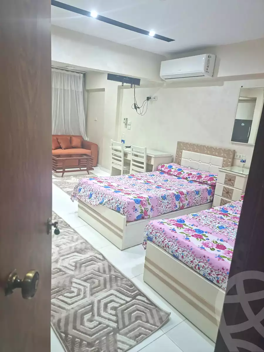 https://aqarmap.com.eg/ar/listing/6704699-for-rent-cairo-6th-of-october-mntq-fr-y-b-6-ktwbr