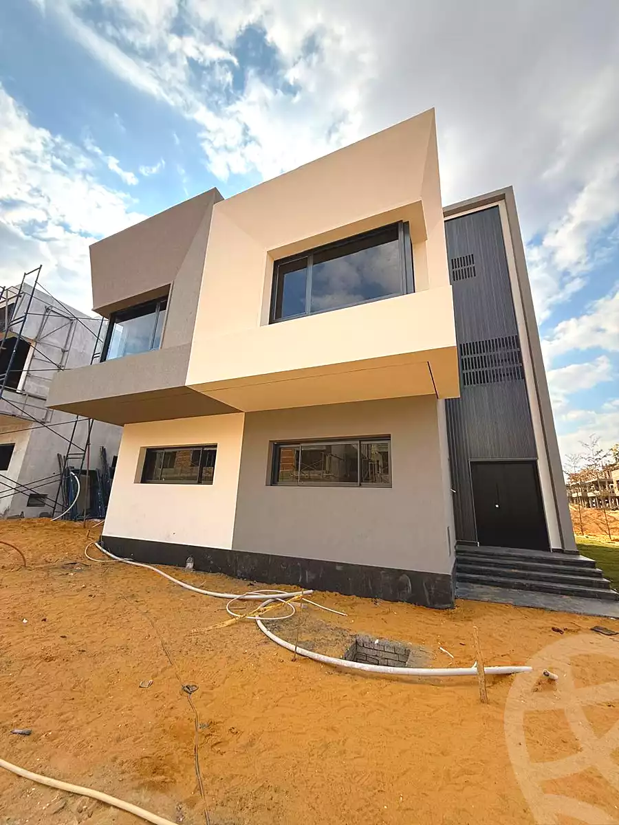 https://aqarmap.com.eg/ar/listing/6704763-for-sale-cairo-new-cairo-compounds-eastshire-alqamzi