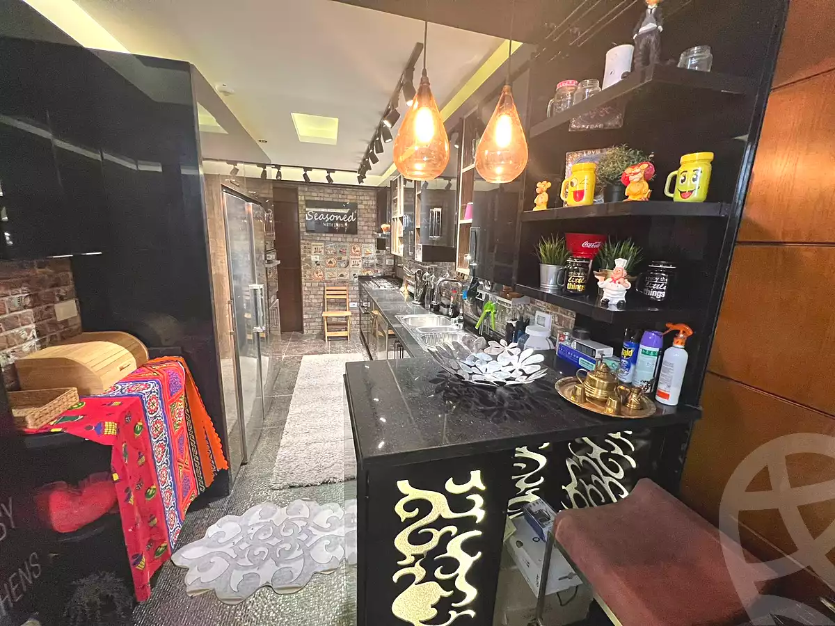 https://aqarmap.com.eg/ar/listing/6704782-for-sale-cairo-el-sheikh-zayed-city-compounds-kmbwnd-ljwmn