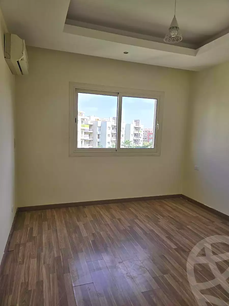 https://aqarmap.com.eg/en/listing/6704980-for-sale-cairo-el-sheikh-zayed-city-compounds-dh-drys