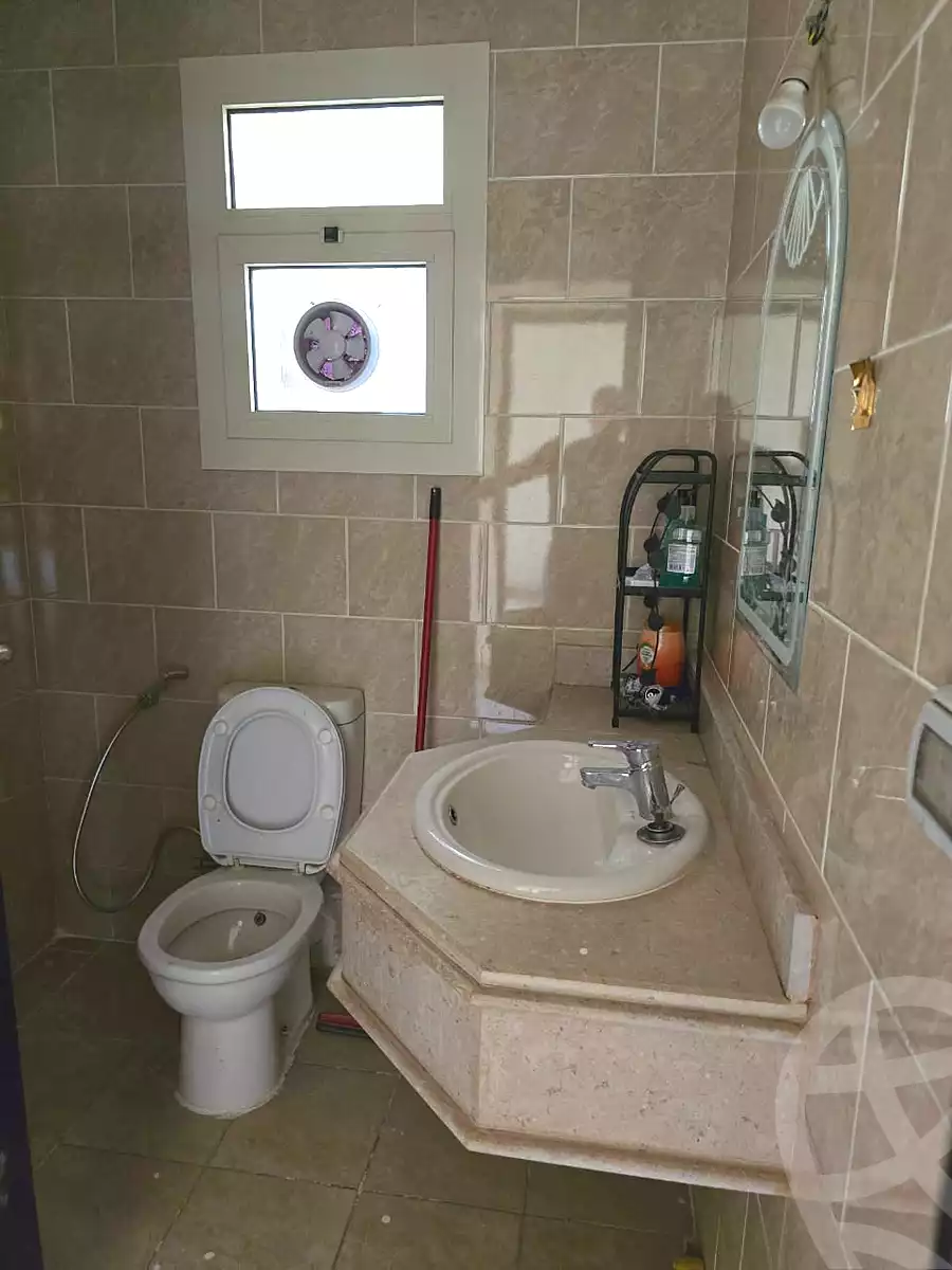 https://aqarmap.com.eg/en/listing/6704980-for-sale-cairo-el-sheikh-zayed-city-compounds-dh-drys