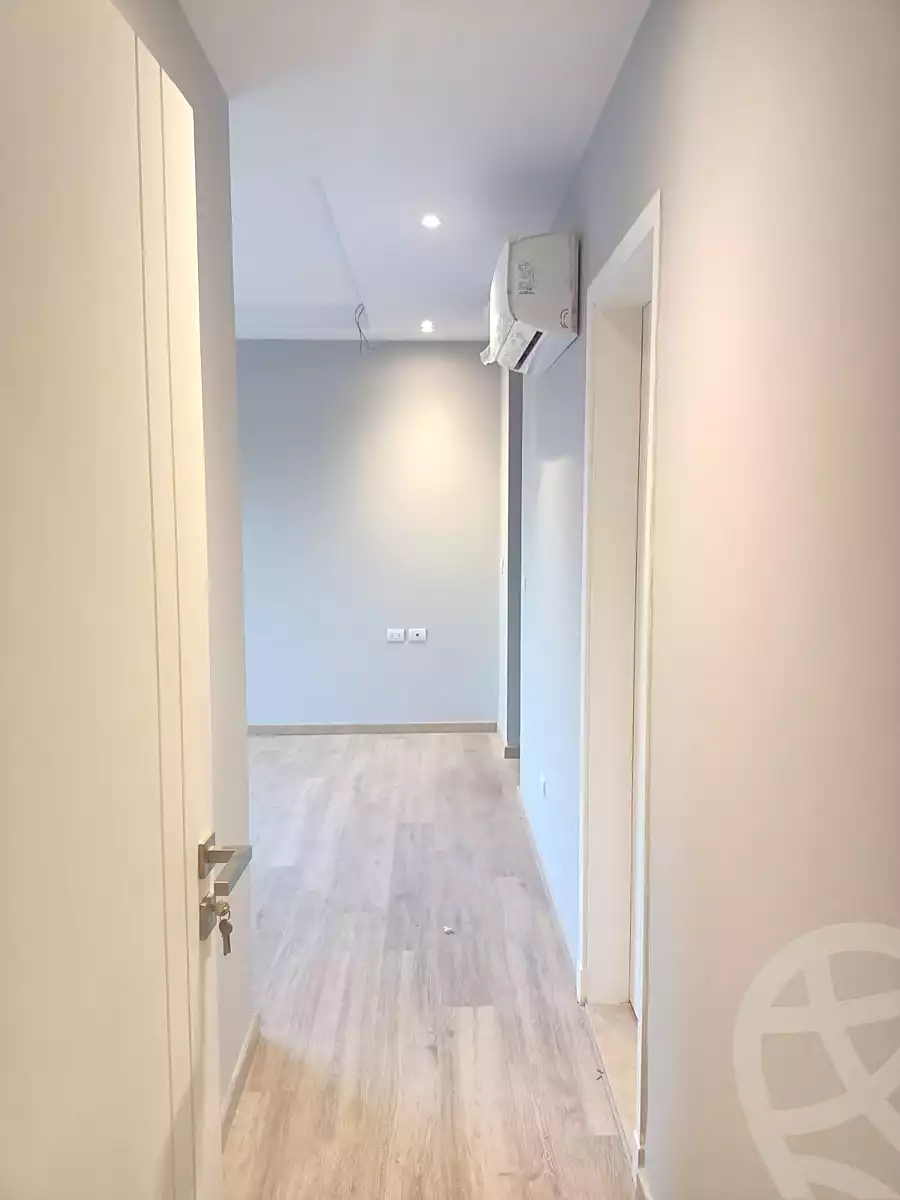 https://aqarmap.com.eg/ar/listing/6702249-for-rent-cairo-el-sheikh-zayed-city-compounds-kmbwnd-fyldj-wyst-dr-llttwyr