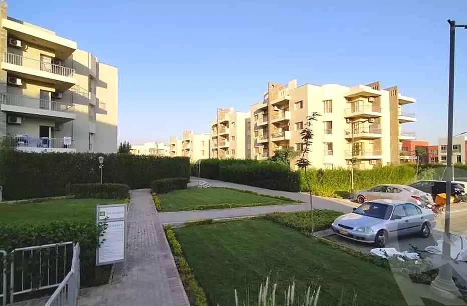 https://aqarmap.com.eg/en/listing/6705514-for-sale-cairo-el-sheikh-zayed-city-compounds-dh-drys